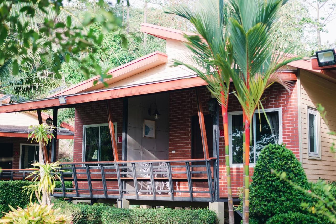 Siray Green Resort Phuket Exterior foto